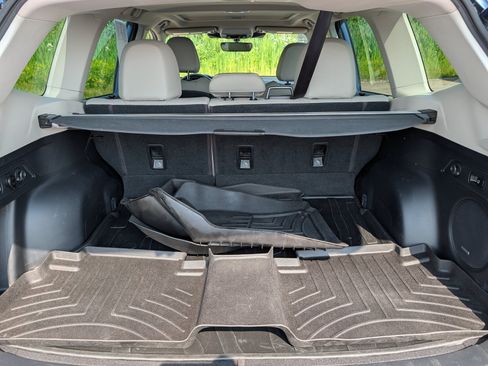 Used 2023 Subaru Forester Limited AWD/4WD image 18