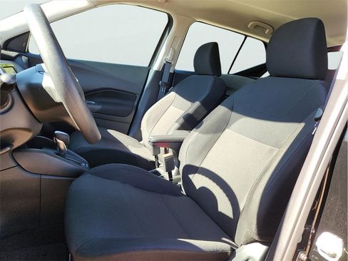 Used 2025 Nissan Kicks Play S image 17