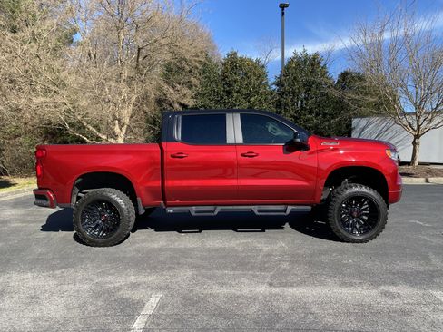 Used 2025 Chevrolet Silverado 1500 RST image 10