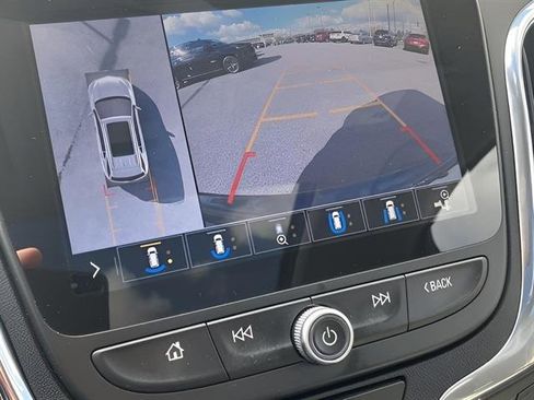 Used 2019 Chevrolet Equinox Premier image 19