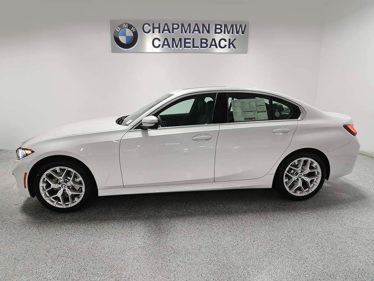 Used 2026 BMW 330i Sedan w/ Convenience Package RWD image 3