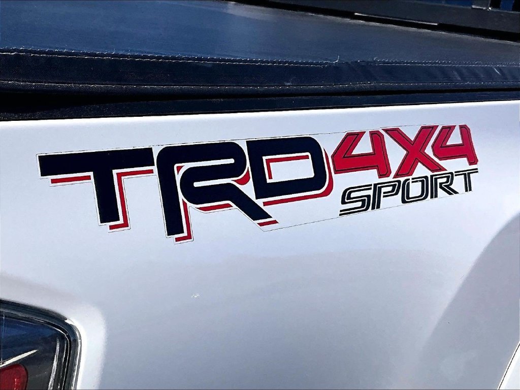 Used 2020 Toyota Tacoma TRD Sport AWD/4WD image 28