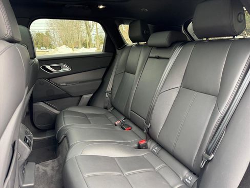 Used 2025 Land Rover Range Rover Velar Dynamic SE image 15