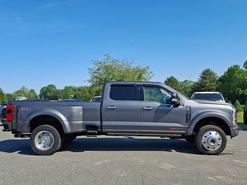 Used 2023 Ford F450 Limited w/ FX4 Off-Road Package AWD/4WD image 7