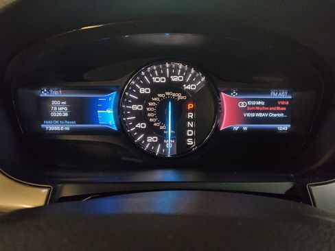 Used 2014 Ford Edge Sport w/ Driver Entry Package FWD image 23