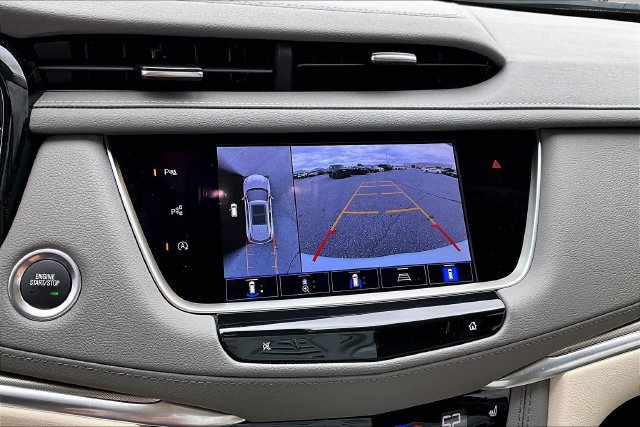 Used 2025 Cadillac XT5 Premium Luxury w/ Technology Package AWD/4WD image 23