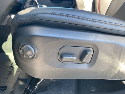 New 2026 Jeep Gladiator Rubicon AWD/4WD image 12