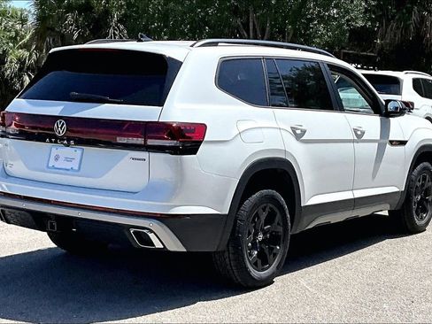 New 2026 Volkswagen Atlas Peak Edition AWD/4WD image 5