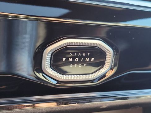 New 2026 Jeep Grand Cherokee L Limited RWD image 30
