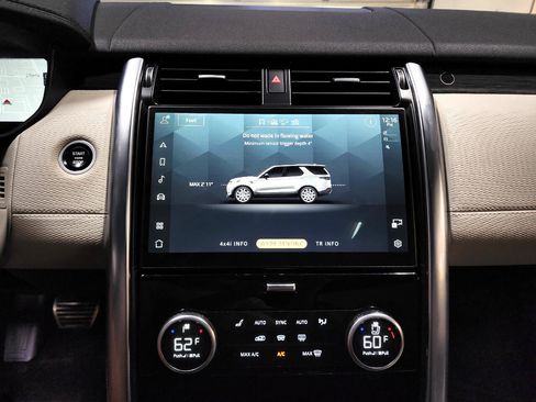 Used 2022 Land Rover Discovery S R-Dynamic image 43