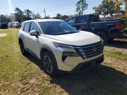 Used 2024 Nissan Rogue SV