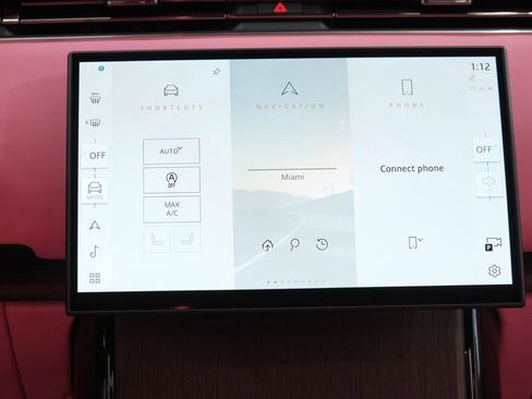 Used 2025 Land Rover Range Rover SE image 52