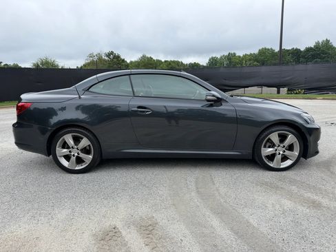 Used 2011 Lexus IS 250C w/ Luxury Pkg RWD image 14