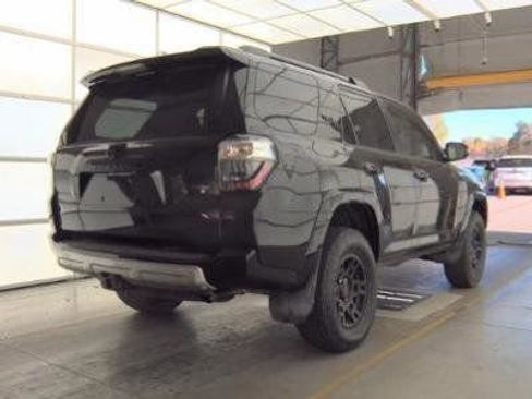 Used 2019 Toyota 4Runner TRD Off-Road Premium image 2