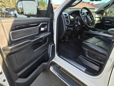 Used 2022 RAM 2500 Laramie image 24