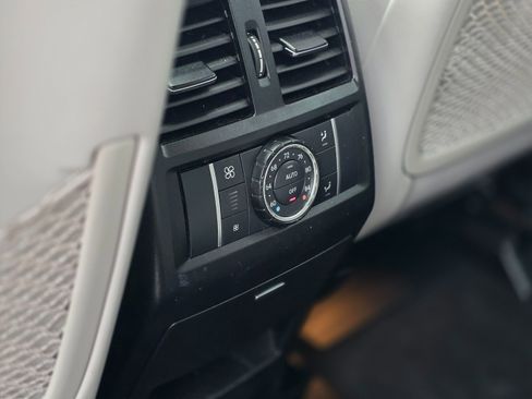 Used 2016 Mercedes-Benz GL 450 4MATIC image 22