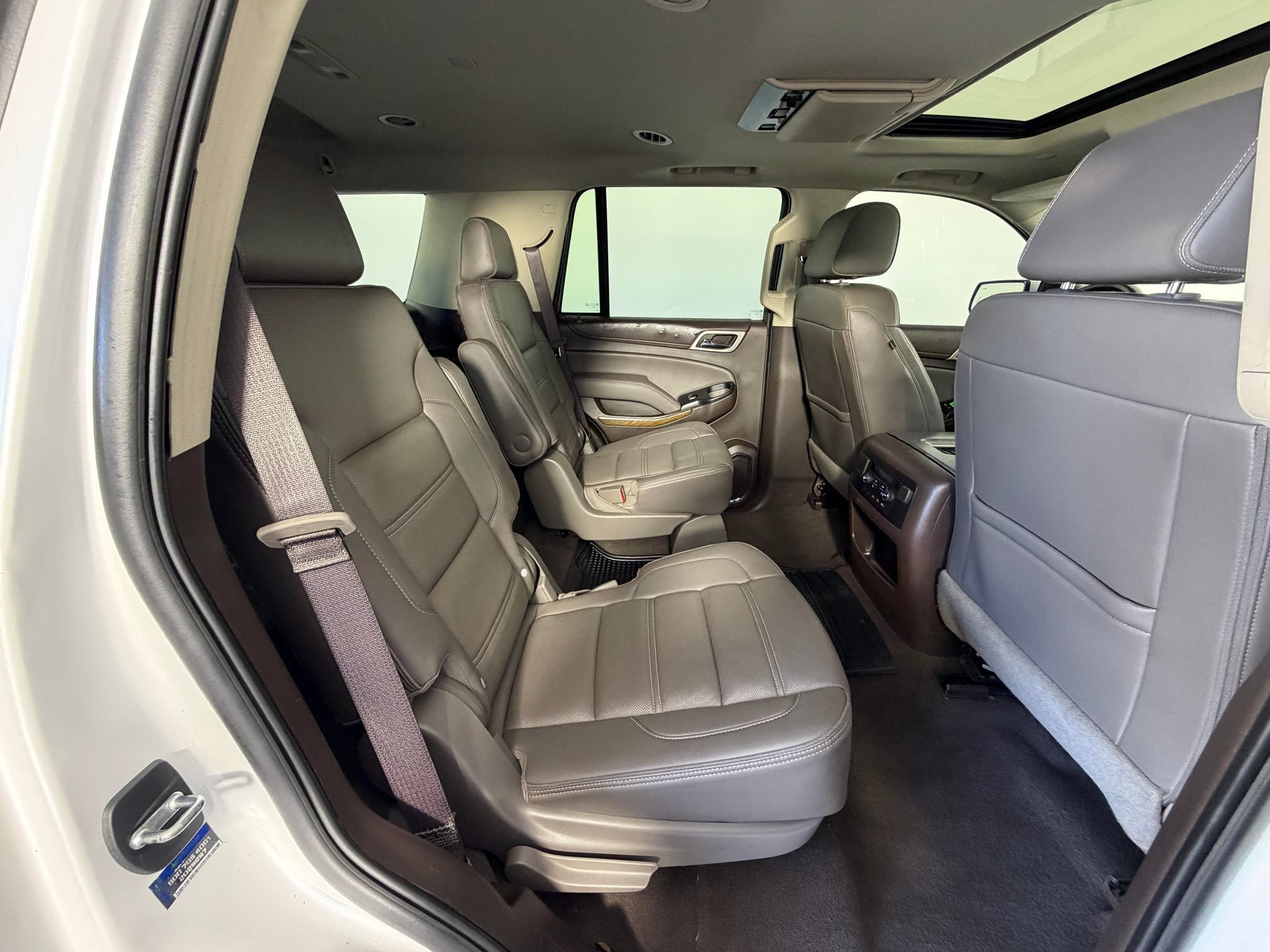 Used 2020 GMC Yukon Denali w/ Open Road Package AWD/4WD image 28