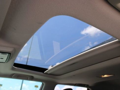 Used 2021 Toyota 4Runner TRD Off-Road Premium w/ Moonroof Package AWD/4WD image 18