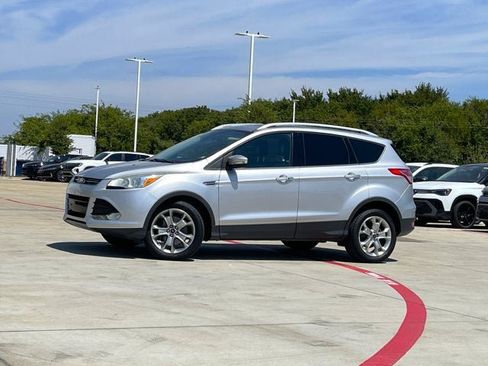 Used 2016 Ford Escape Titanium AWD/4WD image 1