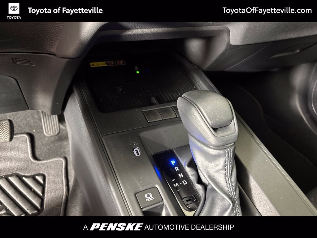 Used 2026 Toyota Corolla Cross LE FWD image 33