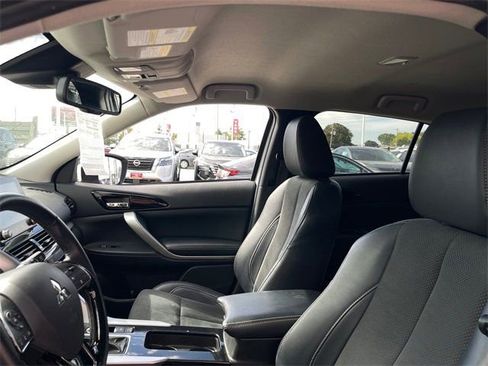 Used 2024 Mitsubishi Eclipse Cross SE image 10