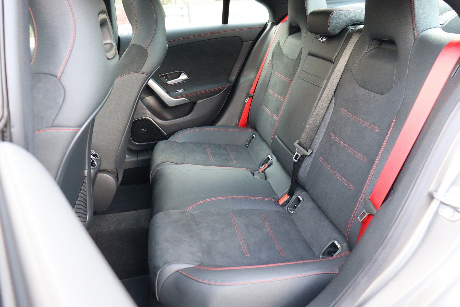 Used 2025 Mercedes-Benz CLA 35 AMG 4MATIC image 15