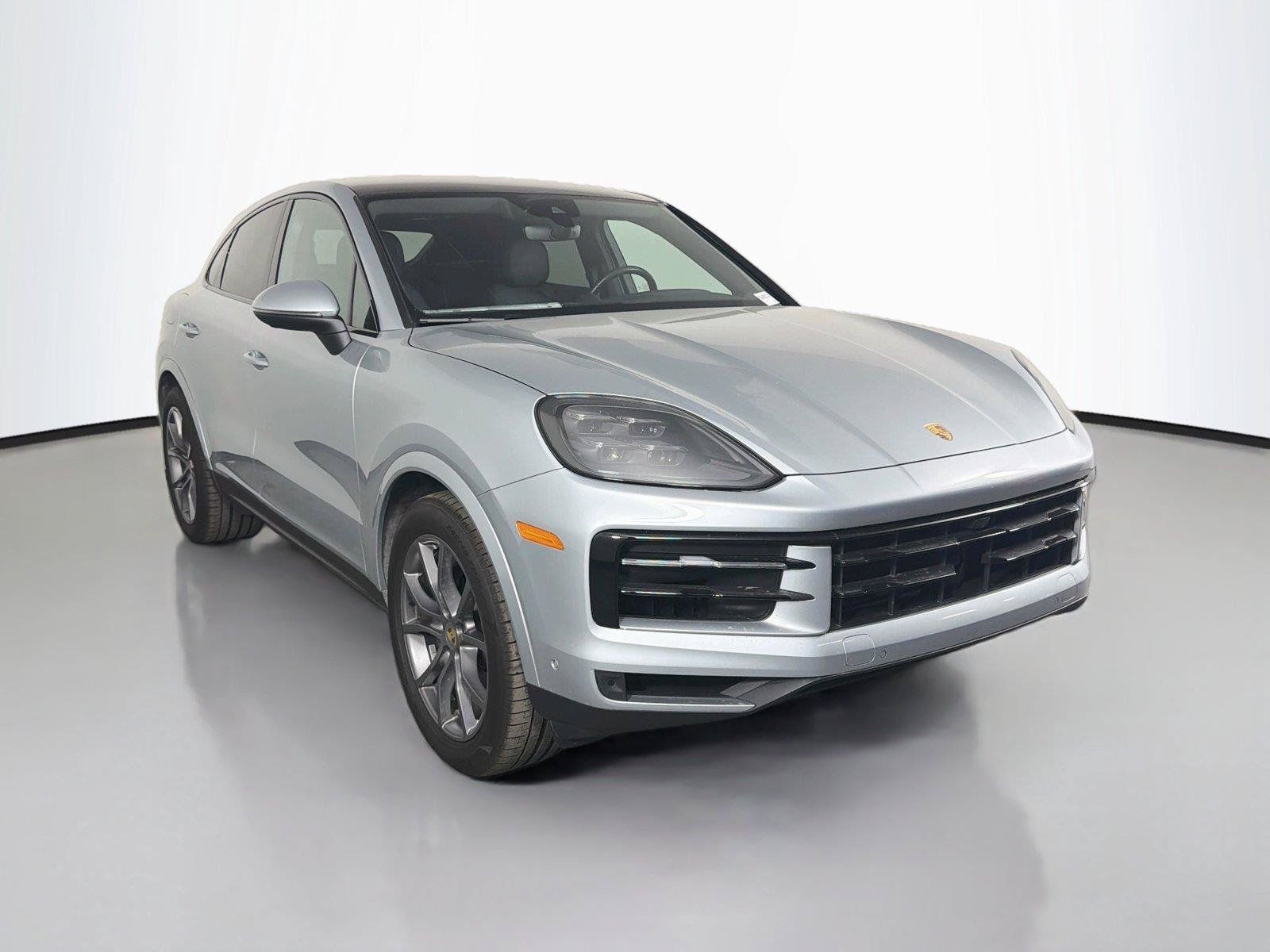 Certified 2024 Porsche Cayenne Coupe AWD/4WD image 1