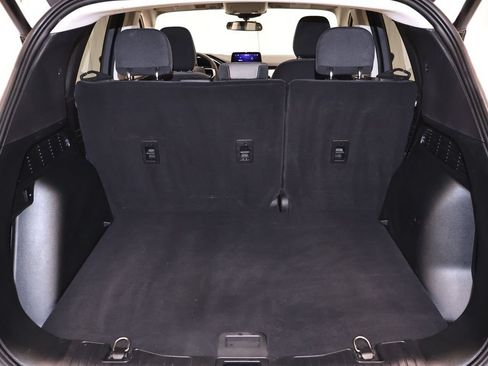 Certified 2022 Ford Escape SE w/ SE Sport Appearance Package AWD/4WD image 32