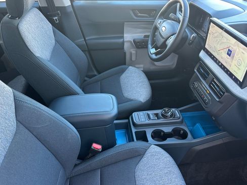 New 2025 Ford Maverick XLT w/ XLT Luxury Package image 14