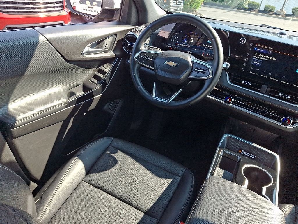Used 2025 Chevrolet Equinox LT w/ Convenience Package II AWD/4WD image 15
