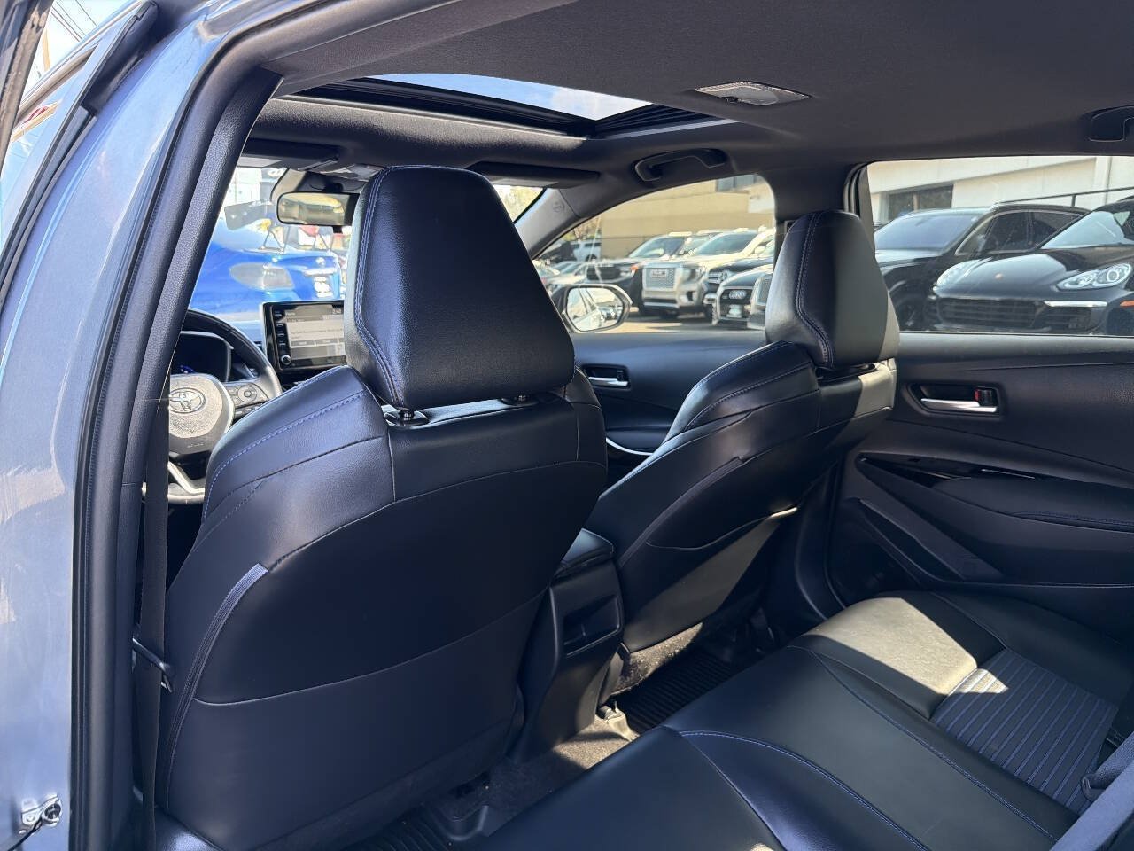 Used 2020 Toyota Corolla XSE FWD image 23