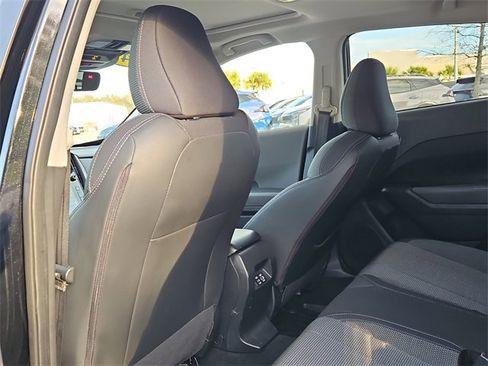 Used 2024 Subaru Crosstrek 2.0i Premium image 11