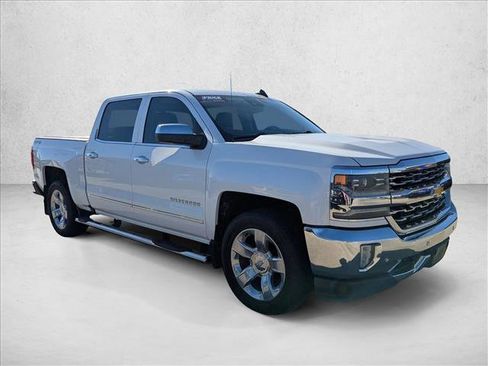 Used 2017 Chevrolet Silverado 1500 LTZ w/ LTZ Plus Package image 3