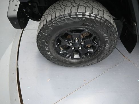 Used 2020 Jeep Gladiator Rubicon image 33