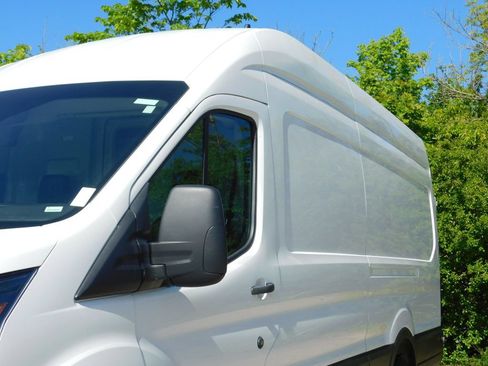 Used 2024 Ford Transit 250 148 High Roof Extended AWD w/ Load Area Protection Package image 12