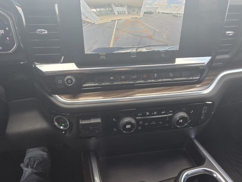 Used 2026 Chevrolet Silverado 1500 RST AWD/4WD image 8
