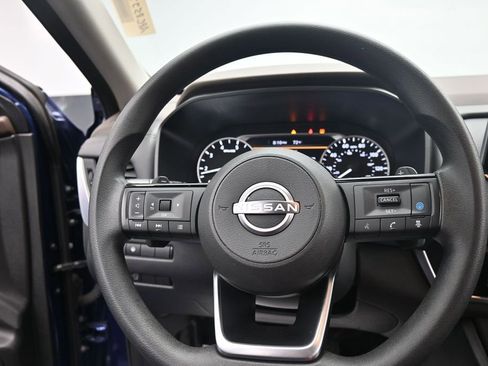 Used 2023 Nissan Rogue SV FWD image 20