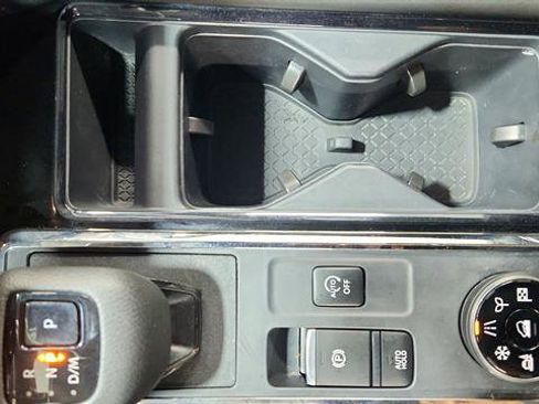 Used 2025 Nissan Pathfinder Rock Creek image 16