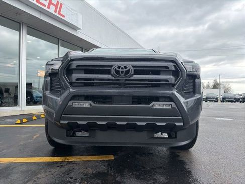 New 2026 Toyota Tacoma SR5 AWD/4WD image 11