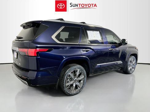 Used 2024 Toyota Sequoia Capstone AWD/4WD image 4