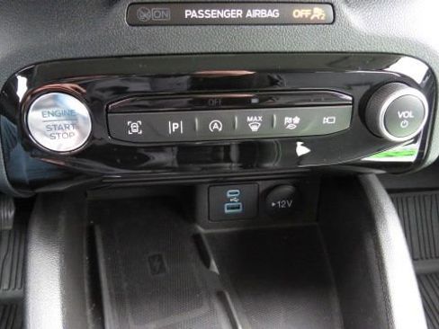 Used 2024 Ford Escape ST-Line Elite w/ Premium Technology Package image 21