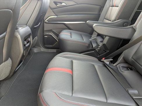 New 2026 Chevrolet Traverse RS image 15
