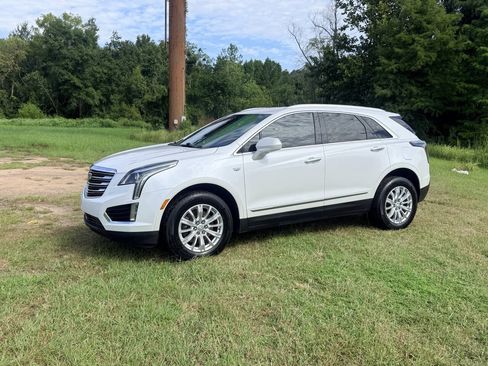 Used 2018 Cadillac XT5 FWD w/ LPO, Wheel Lock Package image 1