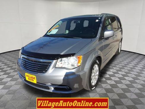 Used 2014 Chrysler Town & Country Touring w/ Trailer Tow Group image 7
