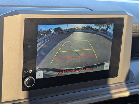 Used 2024 Toyota Tacoma TRD Sport image 25