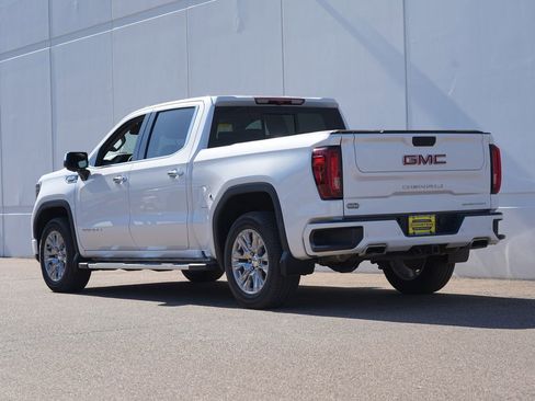 Used 2022 GMC Sierra 1500 Denali AWD/4WD image 5