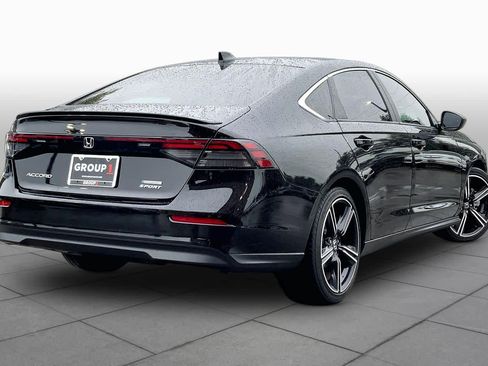 Used 2025 Honda Accord Sport image 13