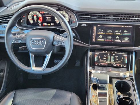 Used 2021 Audi Q8 Premium Plus w/ Premium Plus Package image 25