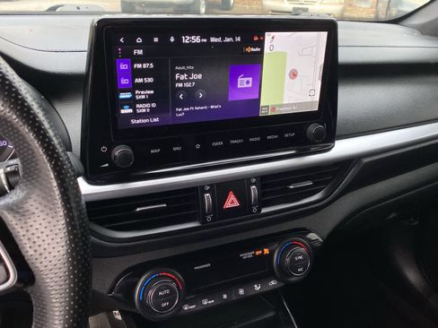 Used 2023 Kia Forte GT-Line image 31