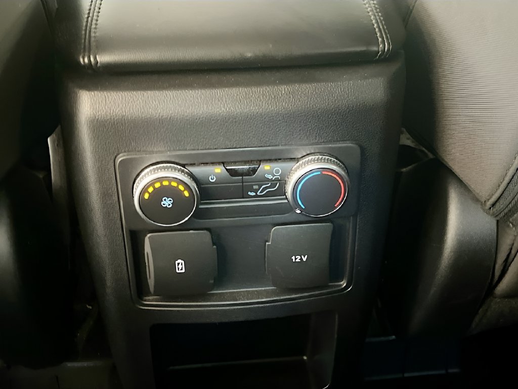 Used 2021 Ford Explorer XLT RWD image 24